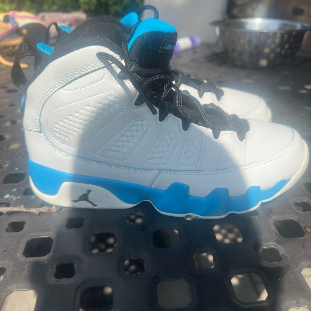 *LIKE NEW* Jordan Kids White and Blue High-Top Sneakers